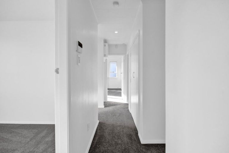 Photo of property in 28 Hunter Street, Hawera, 4610