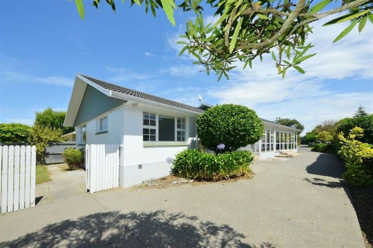 Photo of property in 40 Longmuir Street, Ilam, Christchurch, 8041