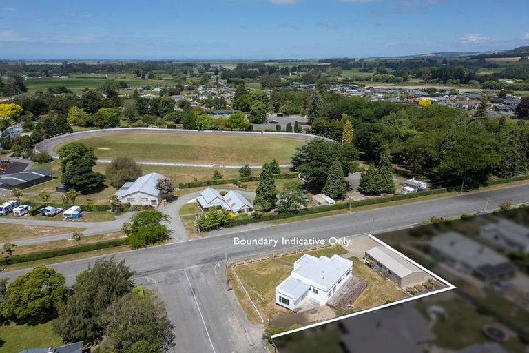 Photo of property in 22 Naylor Street, Waimate, 7924