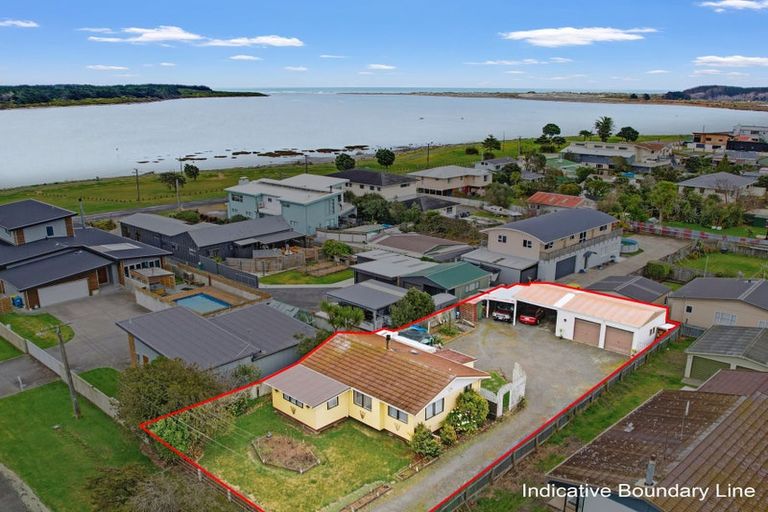 Photo of property in 3 Dawson Street, Foxton Beach, Foxton, 4815