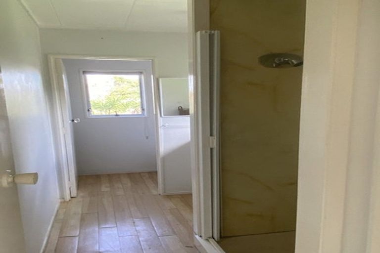 Photo of property in 25 Wolfe Street, Regent, Whangarei, 0112