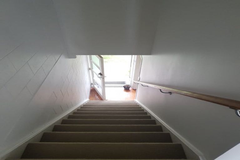 Photo of property in 6/5 Aratonga Avenue, Greenlane, Auckland, 1051