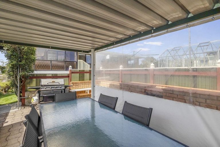 Photo of property in 5 Whakapaki Street, Urenui, 4375