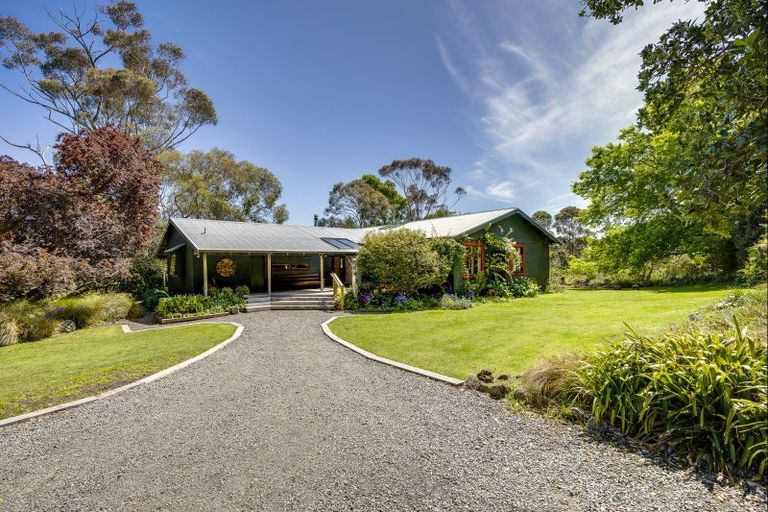 Photo of property in 158 Te Mata Peak Road, Havelock North, 4130