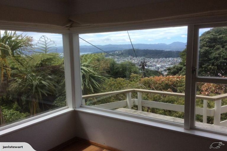 Photo of property in 42a Highbury Road, Highbury, Wellington, 6012