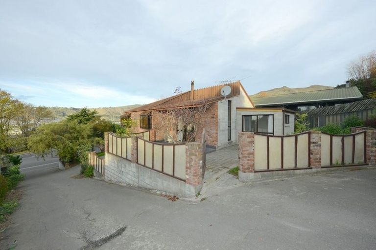 Photo of property in 4a Avoca Valley Road, Heathcote Valley, Christchurch, 8022