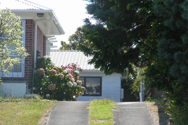 Photo of property in 1/19 Tristram Avenue, Forrest Hill, Auckland, 0620