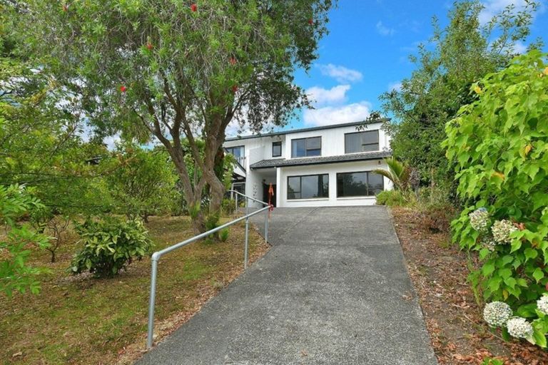 Photo of property in 142 Stredwick Drive, Torbay, Auckland, 0630