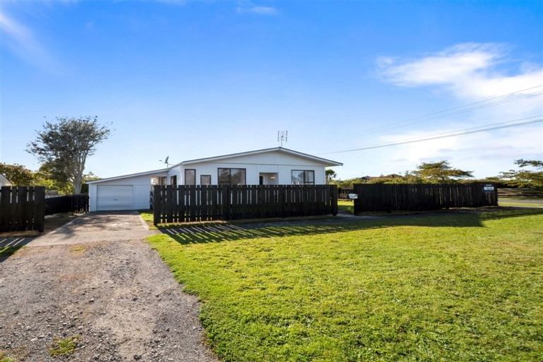 Photo of property in 154 Miranda Street, Stratford, 4332