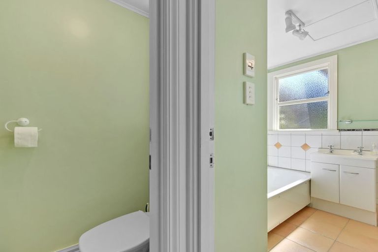 Photo of property in 27 Emano Street, Toi Toi, Nelson, 7010