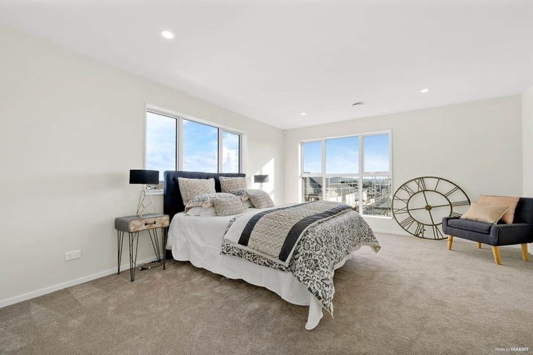 Photo of property in 16 Te Aramanu Crescent, Papakura, 2110