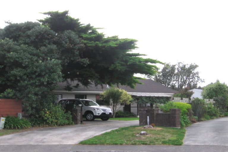 Photo of property in 9 Fenside Street, Waikanae Beach, Waikanae, 5036