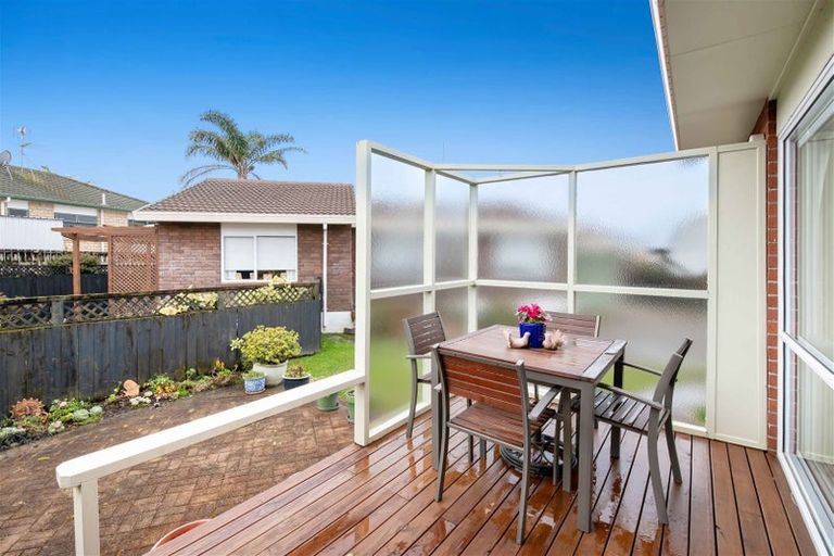 Photo of property in 21 Ruby Place, Orewa, 0931