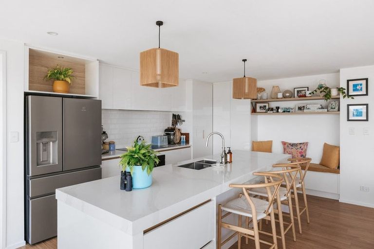 Photo of property in 10 Josephine Place, Omokoroa, 3114