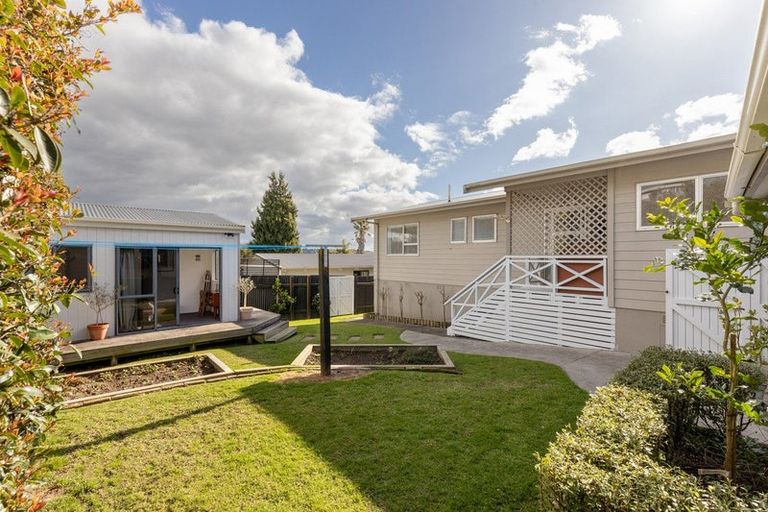 Photo of property in 46b Jonathon Street, Brookfield, Tauranga, 3110