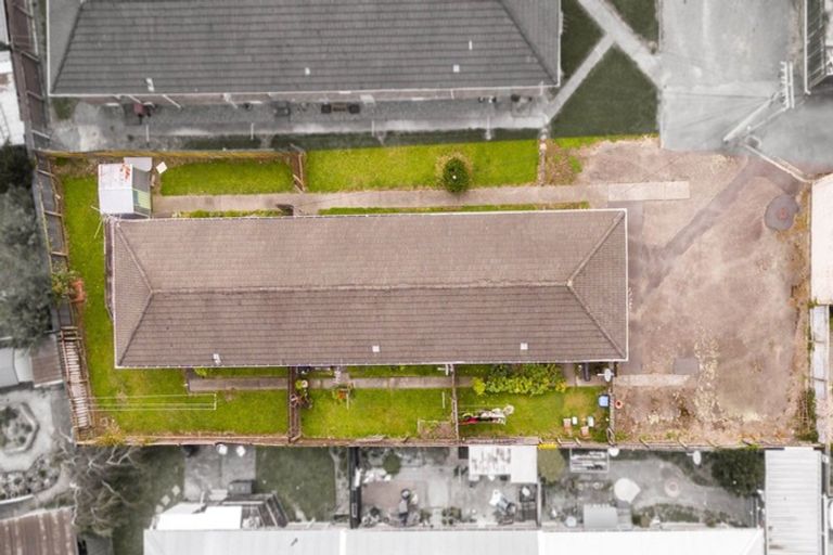 Photo of property in 2/29 Hillside Drive, Maoribank, Upper Hutt, 5018