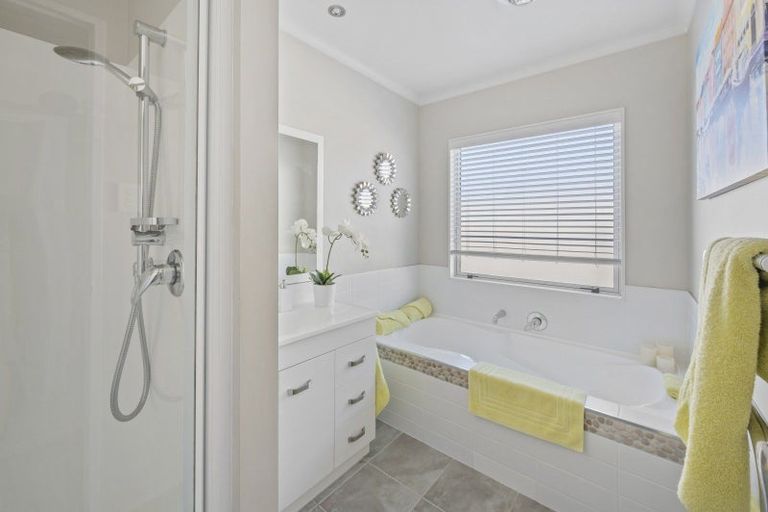 Photo of property in 5 Aiden Lane, Raureka, Hastings, 4120