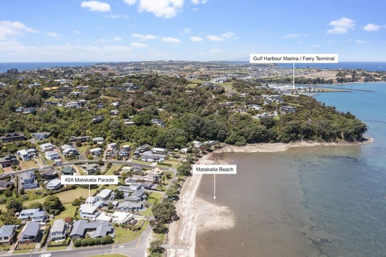 Photo of property in 40a Matakatia Parade, Matakatia, Whangaparaoa, 0930