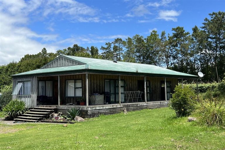 Photo of property in 123 Wiroa Road, Kerikeri, 0293