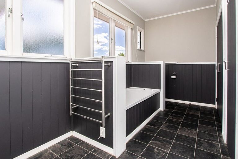 Photo of property in 399 Peachgrove Road, Fairfield, Hamilton, 3214