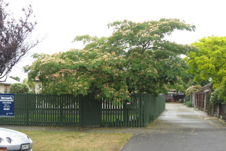 Photo of property in 2/52 Birchfield Avenue, Dallington, Christchurch, 8061