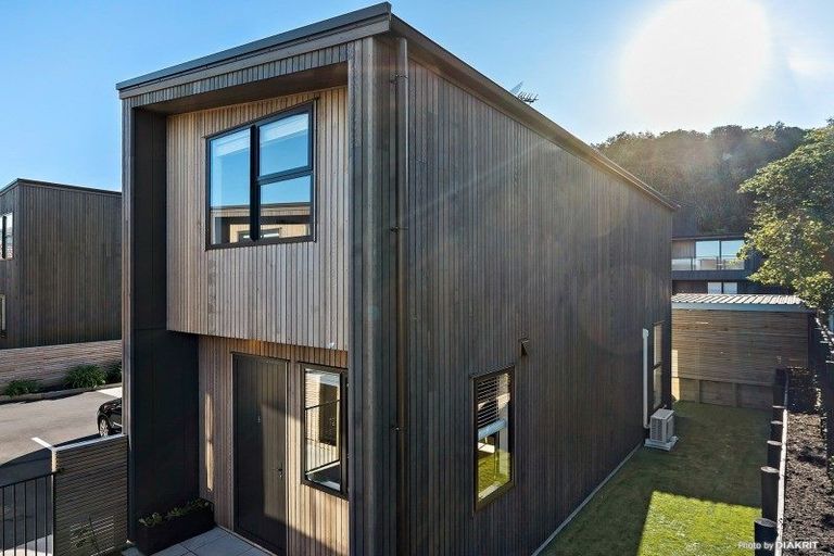 Photo of property in 6/20 Trent Street, Island Bay, Wellington, 6023