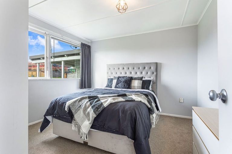 Photo of property in 14 Tapu Road, Huapai, Kumeu, 0810