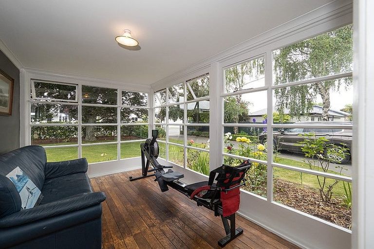 Photo of property in 100 Walker Street, Ashburton, 7700