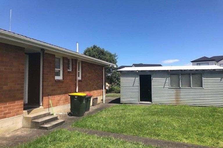 Photo of property in 1/36 Convair Crescent, Mangere, Auckland, 2022