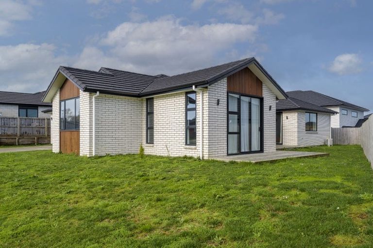 Photo of property in 22 Tokerau Drive, Rototuna North, Hamilton, 3210