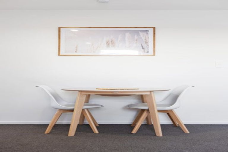 Photo of property in 20a Tiora Place, Upper Riccarton, Christchurch, 8041