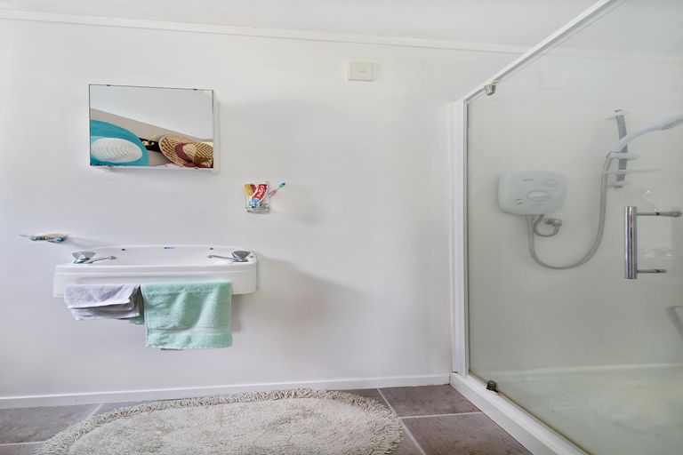 Photo of property in 30 Reeve Road, Owhata, Rotorua, 3010