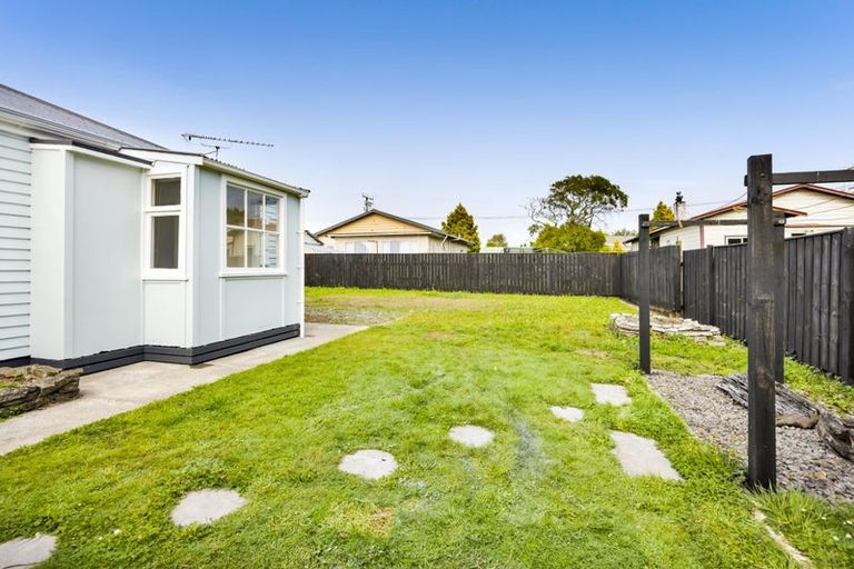 Photo of property in 22 Seyton Street, Stratford, 4332