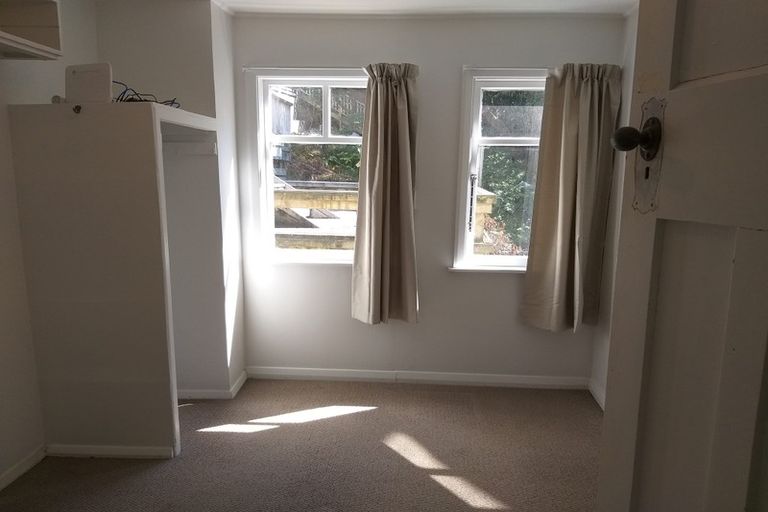 Photo of property in 39 Raroa Road, Kelburn, Wellington, 6012