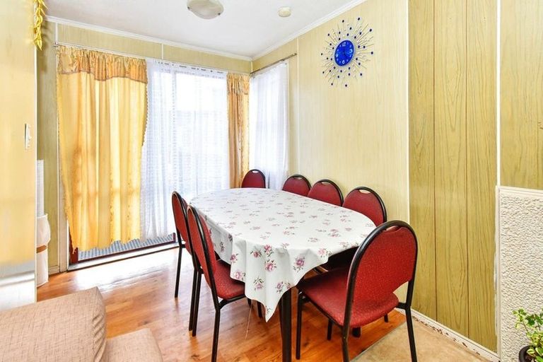 Photo of property in 25 Clayton Avenue, Otara, Auckland, 2023