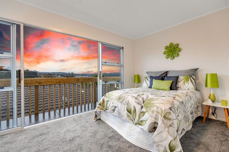 Photo of property in 38d Hetherington Road, Ranui, Auckland, 0612