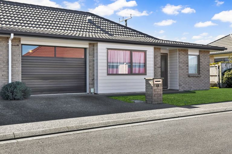 Photo of property in Trackside Villas, 53/91 Mako Mako Road, Levin, 5510