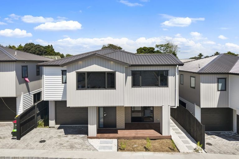 Photo of property in 3/142 Great South Road, Manurewa, Auckland, 2102