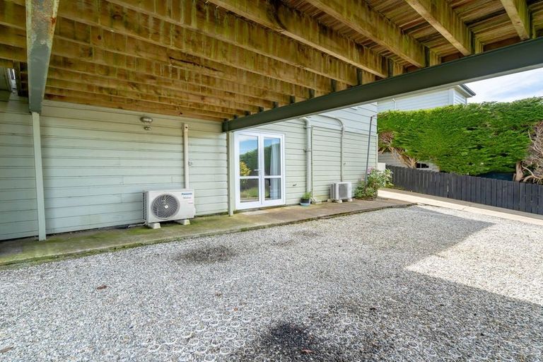 Photo of property in 37 Carnarvon Street, Belleknowes, Dunedin, 9011