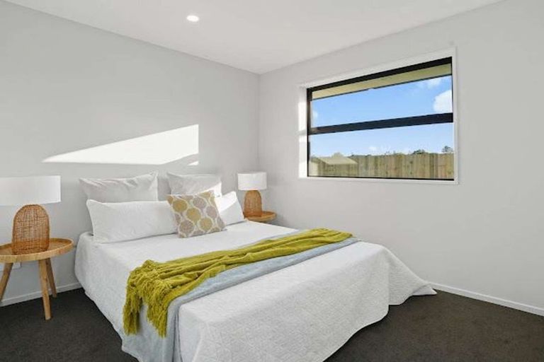 Photo of property in 13 Salkeld Place, Woodend, 7610