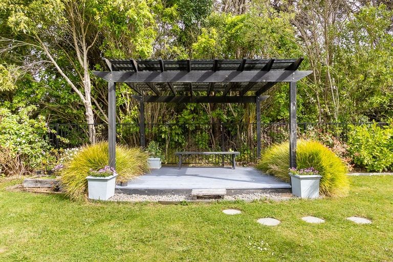 Photo of property in 10b Rimu Street, Waikanae, 5036