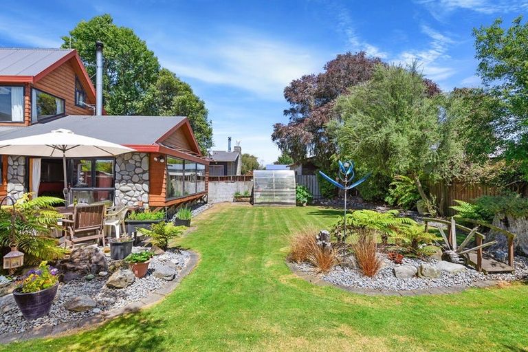 Photo of property in 35 Selwyn Street, Leeston, 7632