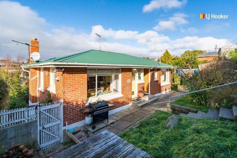 Photo of property in 21 Duckworth Street, Andersons Bay, Dunedin, 9013