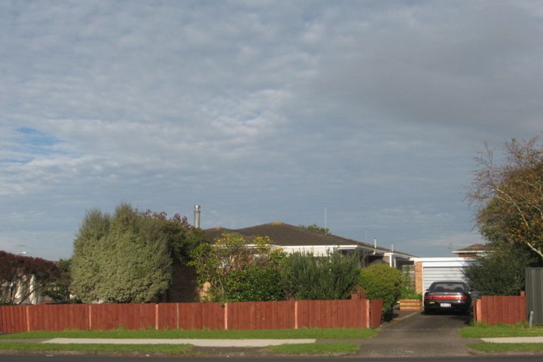 Photo of property in 1/7 Cascades Road, Pakuranga Heights, Auckland, 2010