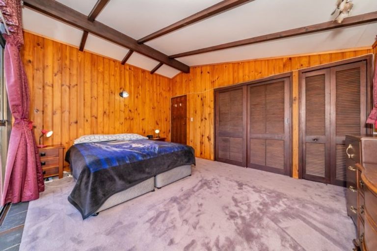 Photo of property in 57 Norana Road, Timberlea, Upper Hutt, 5018