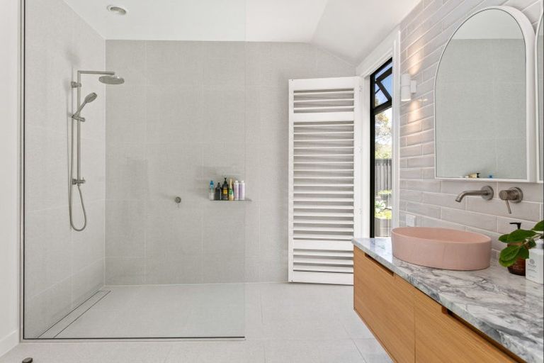 Photo of property in 17 Sandy Cove, Wainui, Gisborne, 4010