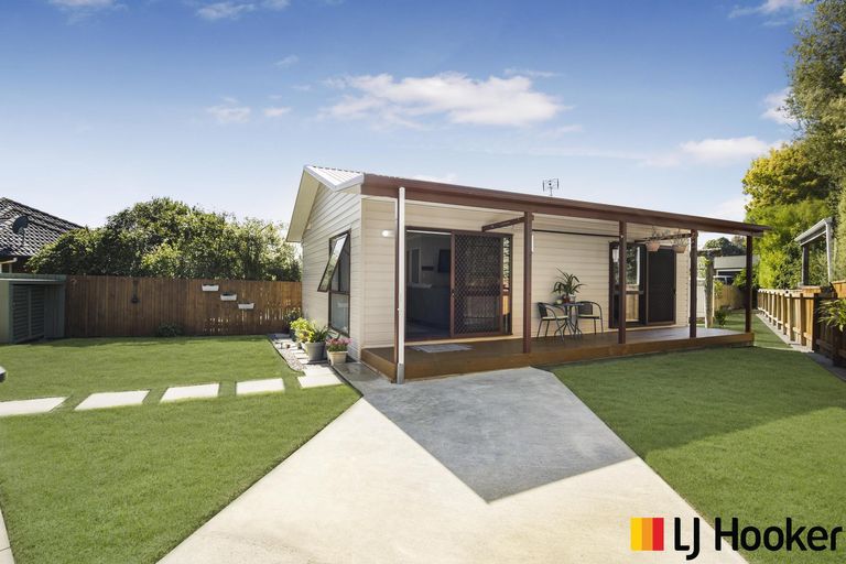 Photo of property in 16 Muirfield Street, Wattle Downs, Auckland, 2103