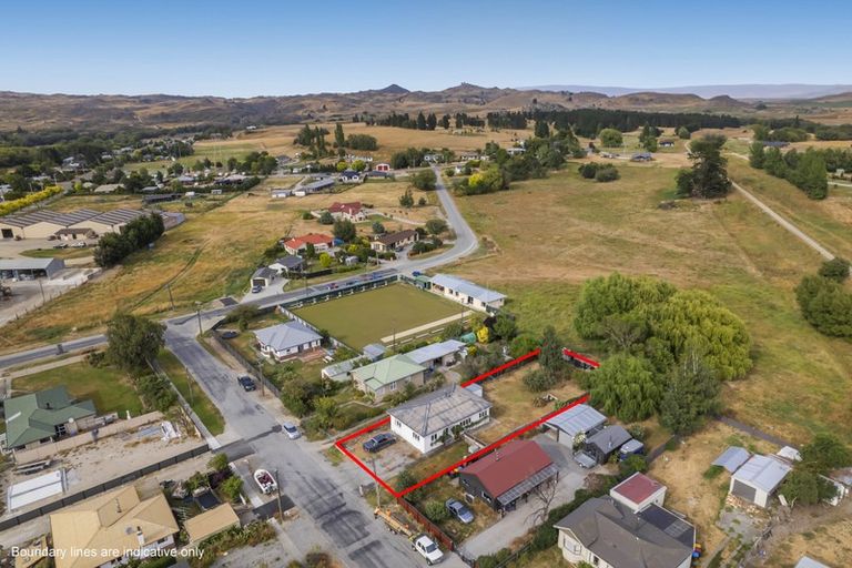 Photo of property in 5 Plunket Street, Omakau, 9376