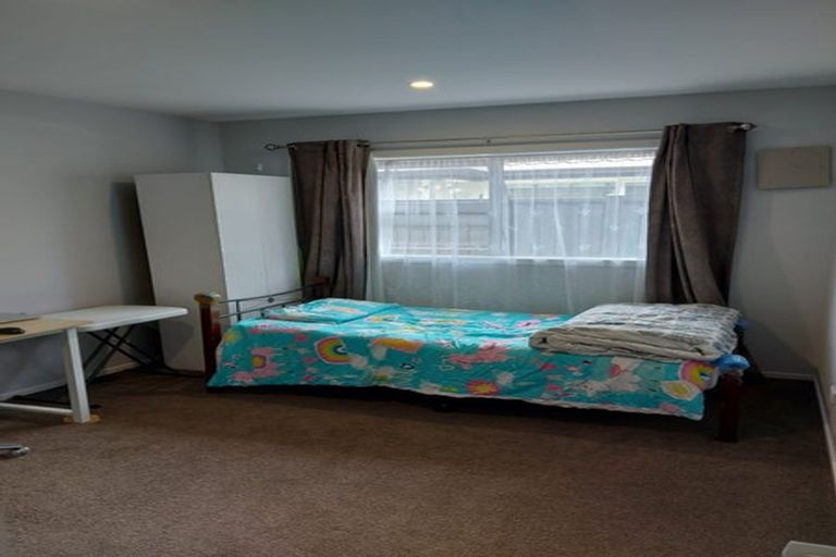 Photo of property in 32 Gilruth Road, Wallaceville, Upper Hutt, 5018