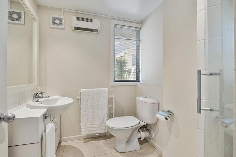 Photo of property in 5/245 Montreal Street, Christchurch Central, Christchurch, 8013